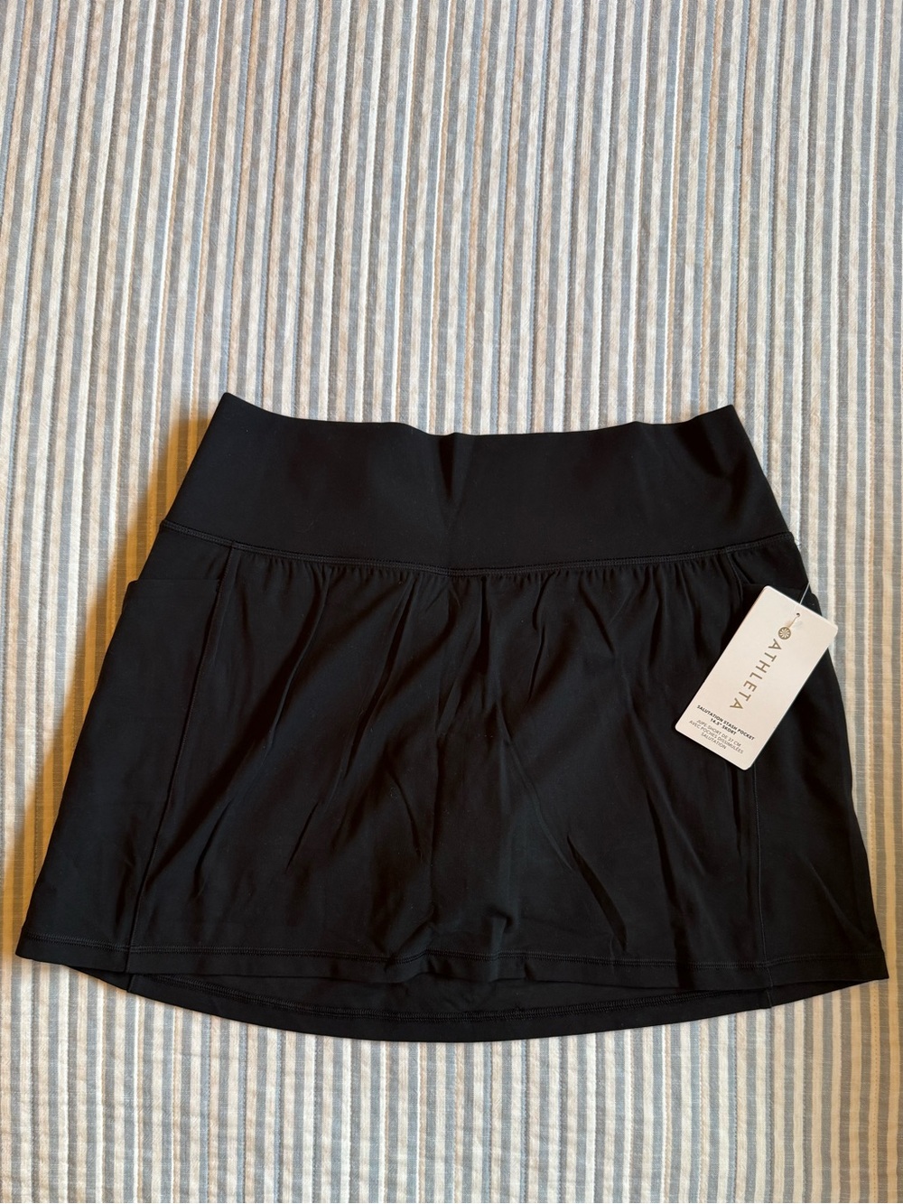 NWT Athleta Black salutation stash pocket  Active Skort - Women's large 14.5”